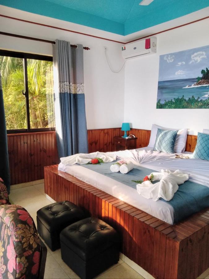 Les Elles Guesthouse Self Catering Baie Lazare  Eksteriør billede