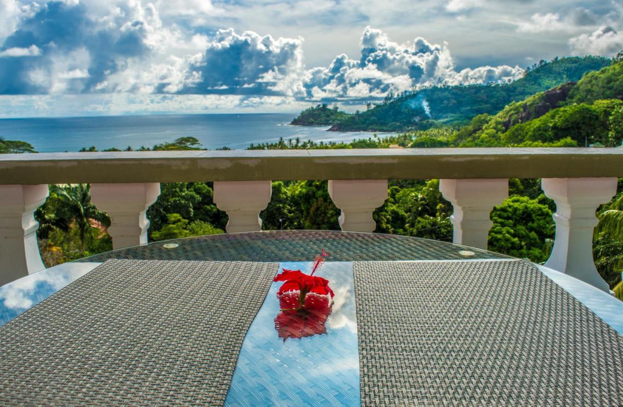 Les Elles Guesthouse Self Catering Baie Lazare  Eksteriør billede